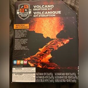 Volcano eruption kit like new
